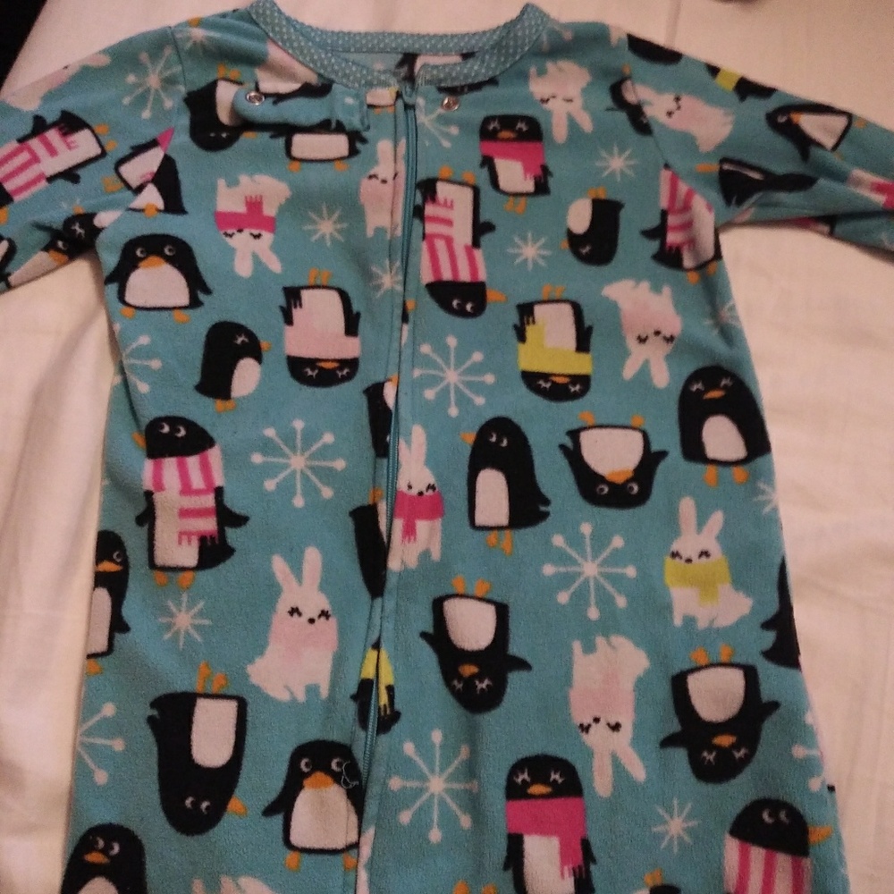 💜LOT OF 4💜 2T girls pajama lot